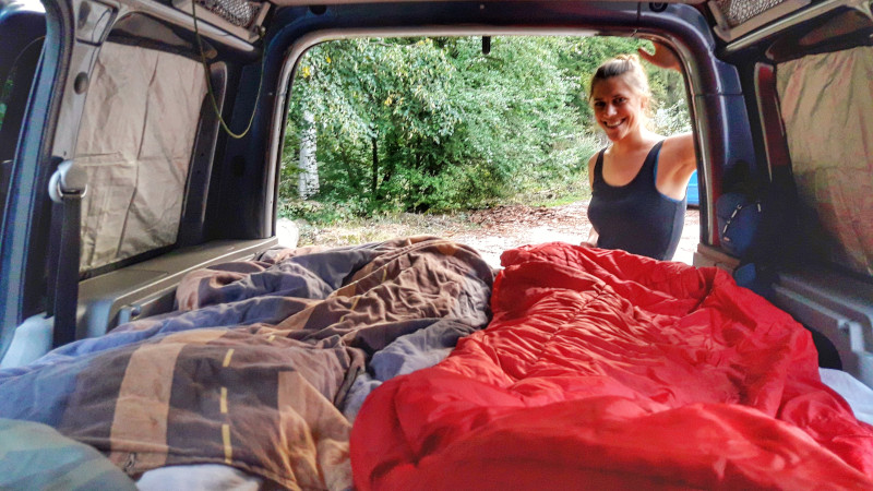 Verdunklung im Mini-Camper – Camping mit dem Hochdachkombi